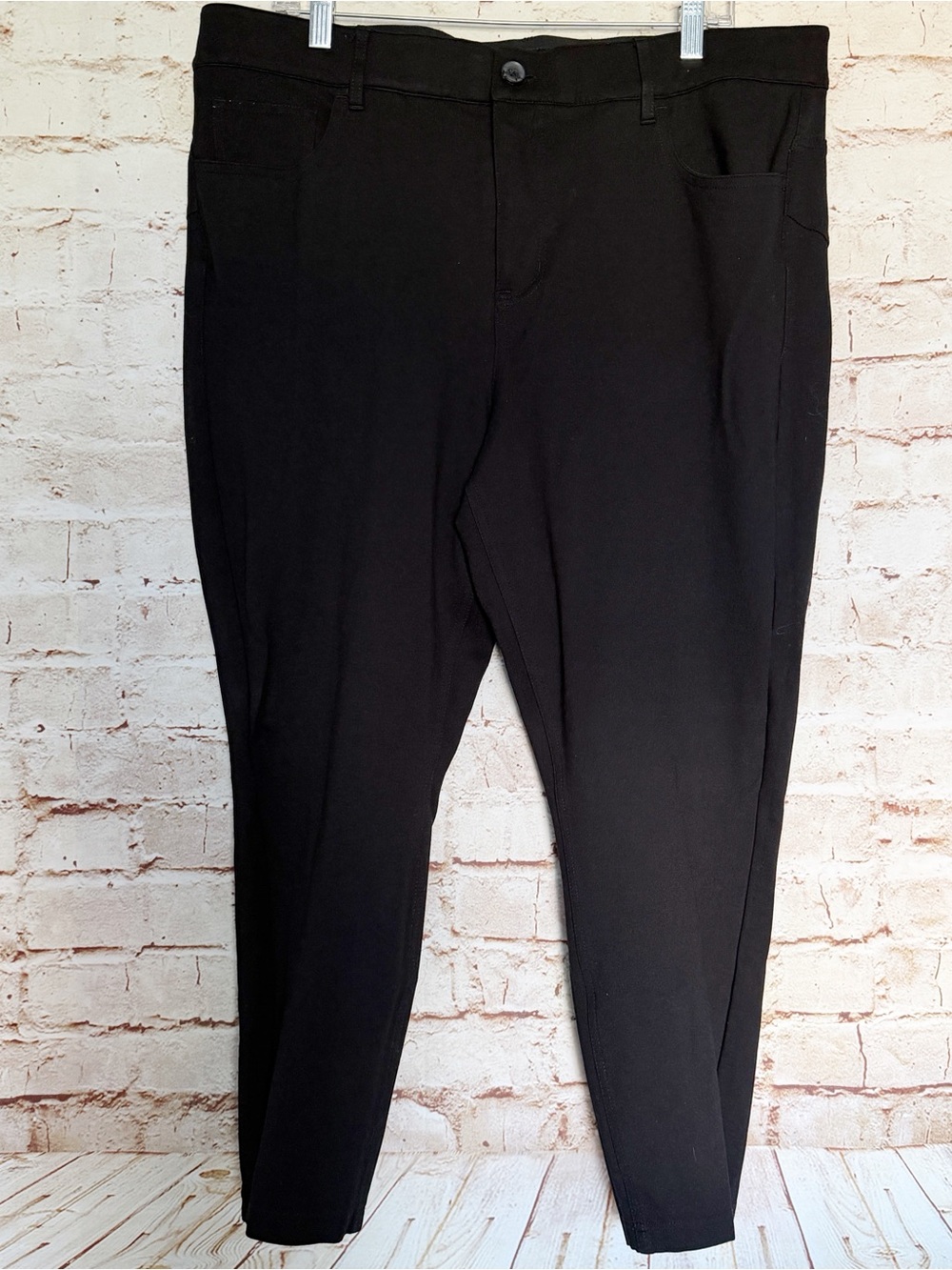 Torrid crop tapered knit jeans